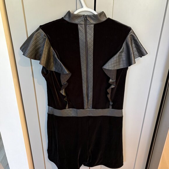 XXLA Black Dance Costume - Picture 4 of 4